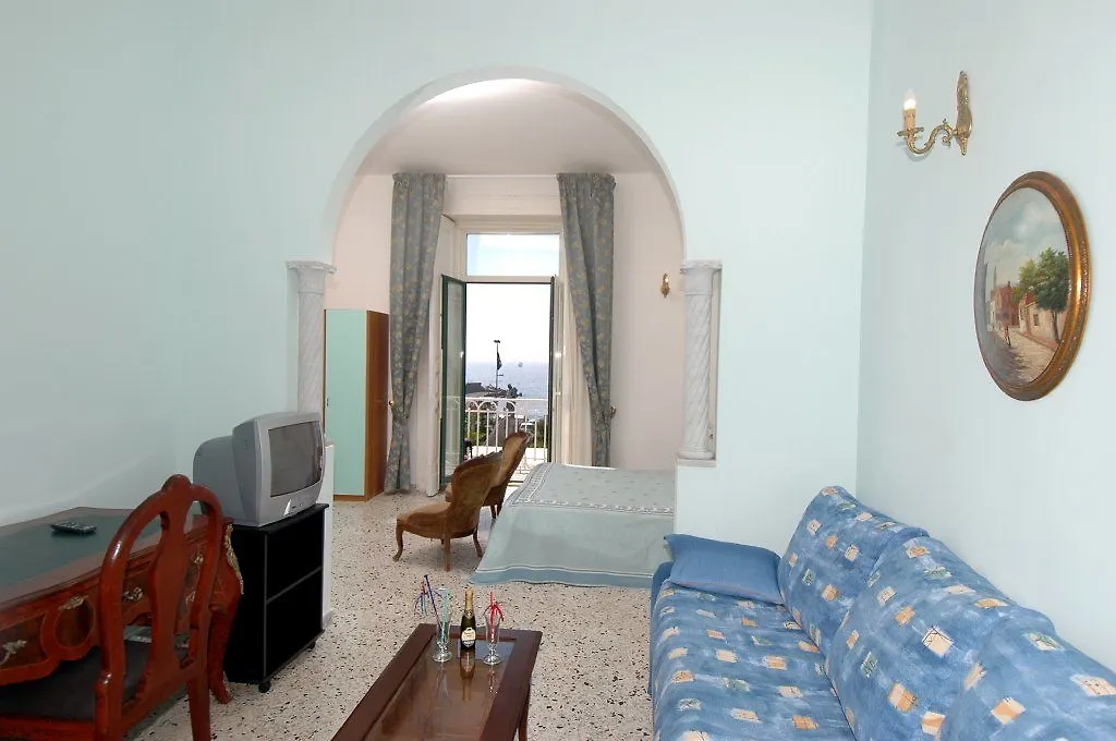 ***  Hotel Amalfi Italy
