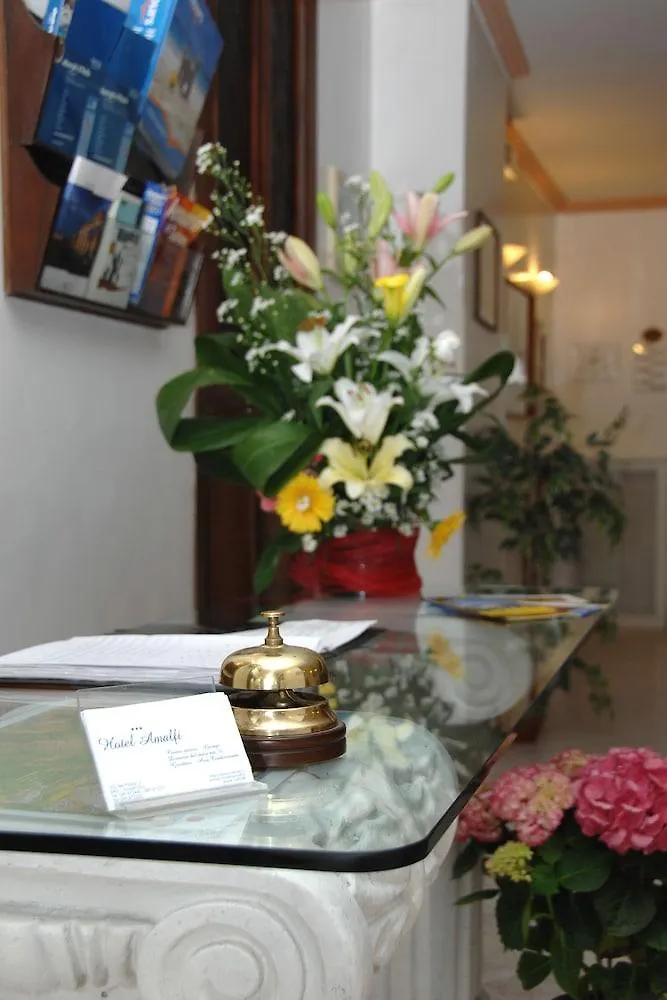Hotel Amalfi 3*,  Italien