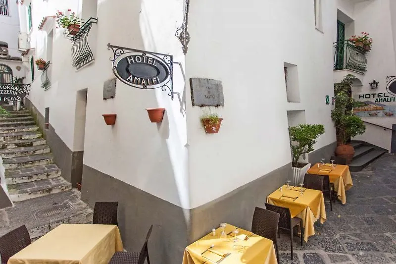 Hotel Amalfi 3*,  Italy